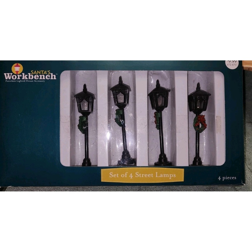 Santa's Workbench Street Lamp Post Set 4pc Battery Village Christmas Wreaths New